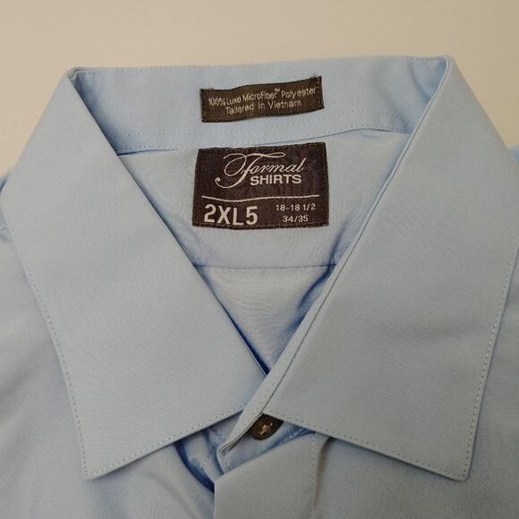 MEN'S REGULAR FIT LUXE MICROFIBER SPREAD COLLAR DRESS SHIRT. - Picture 2 of 5